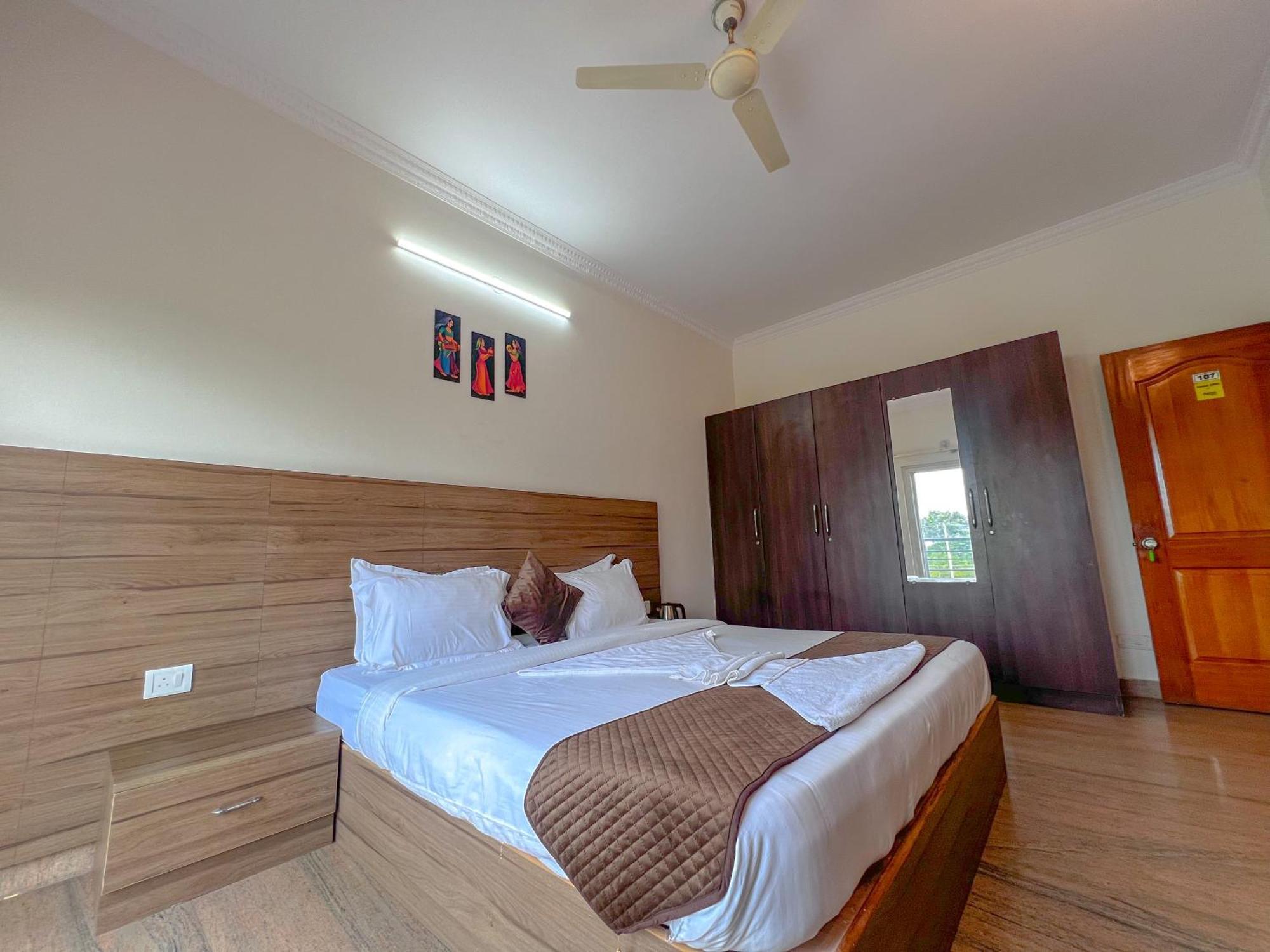 Hotel Elite By Agira Hotels-Free Airport Pickup Or Drop Yelahanka Exterior foto